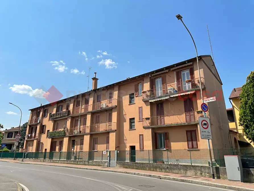 Immagine 1 di Appartamento in vendita  in Via Ugo La Malfa a Opera