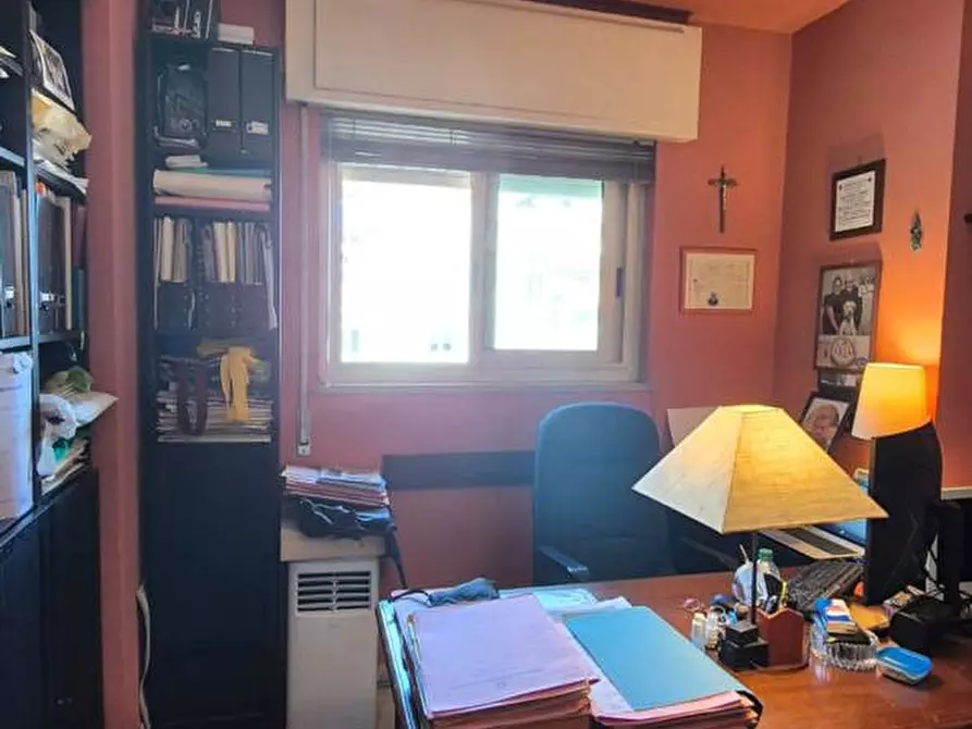 Immagine 22 di Appartamento in vendita  in Piazza Enrico De Nicola, 5 a Torre Annunziata