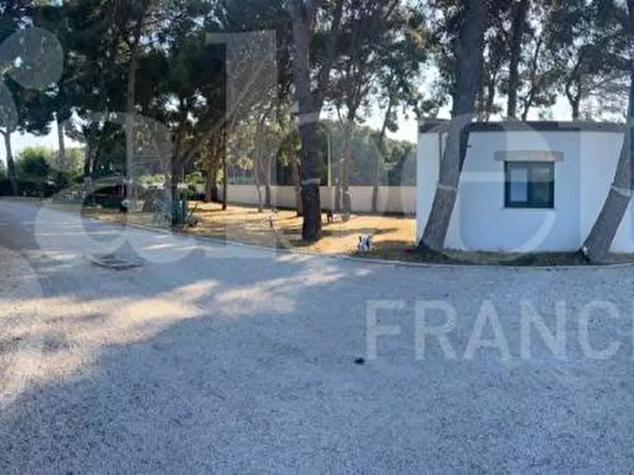 Immagine 14 di Ufficio in vendita  in Via ALBERTO SORDI, 4600 a Taranto