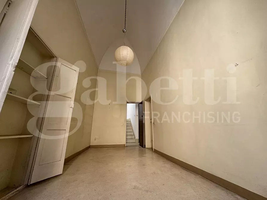 Immagine 18 di Appartamento in vendita  in Via Corte dei Guarini, 11 a Lecce