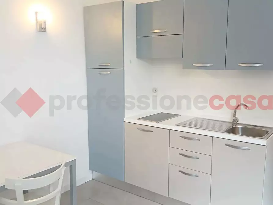 Immagine 5 di Ufficio in vendita  in Viale Ivo Montagni, 49 a Capraia E Limite