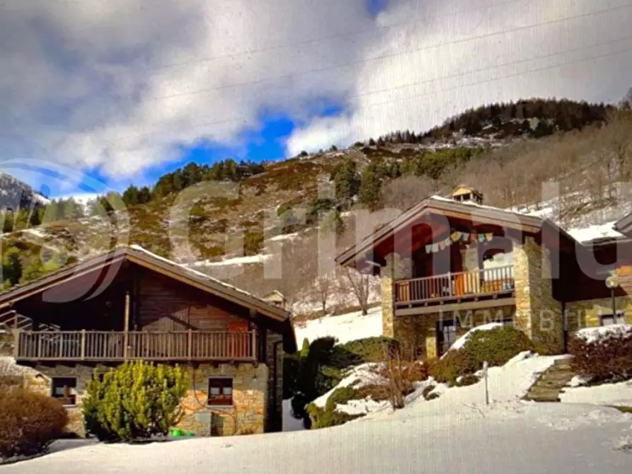 Immagine 15 di Appartamento in vendita  in Via frazione Villarisson, 13 a La Salle