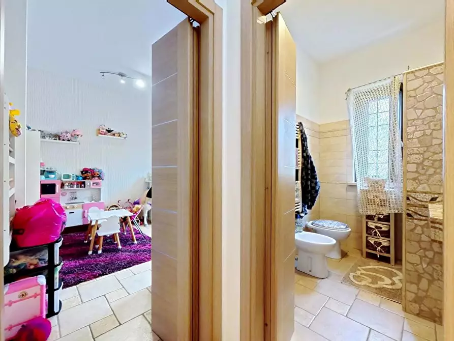 Immagine 6 di Casa quadrifamiliare in vendita  in Via scartazzini, 49 a Roma