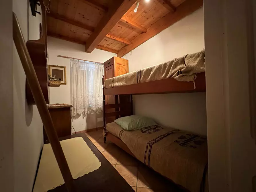 Immagine 12 di Appartamento in vendita  in Via del Poggetto, 4 a Sorano