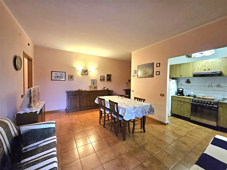 Immagine 8 di Appartamento in vendita  in Via PULICHE, 225 a Massa