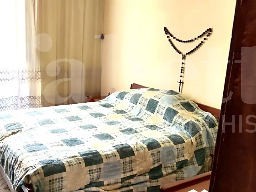 Immagine 10 di Appartamento in vendita  in Piazza Garibaldi, 101 a Napoli