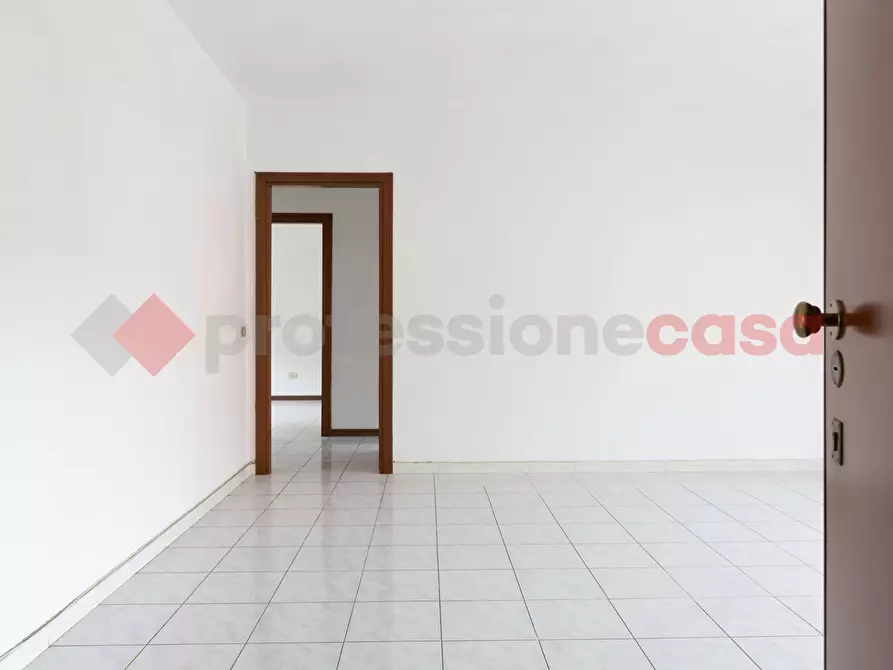 Immagine 6 di Appartamento in vendita  in Via Padre Elia Carosi a Roma