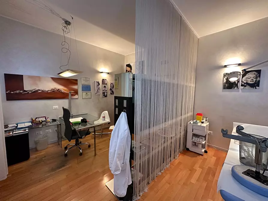 Immagine 19 di Ufficio in vendita  in Via Giovanni Pezzotti, 10 a Milano