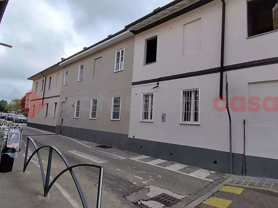 Immagine 5 di Appartamento in vendita  in Via SAN VITTORE, 45 a Locate Di Triulzi