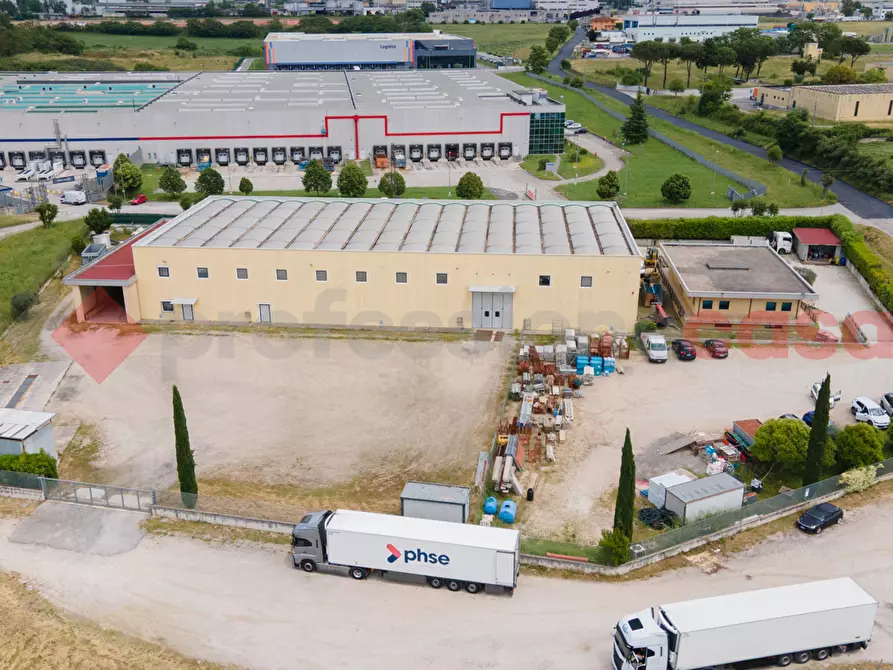 Immagine 1 di Capannone industriale in affitto  in Via Osteria della Fontana - LocalitÃ  Paduni, snc a Anagni