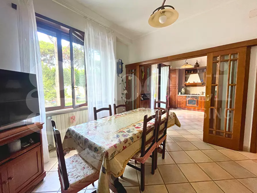Immagine 5 di Appartamento in vendita  in Via E. Filiberto, 9 a Gaeta