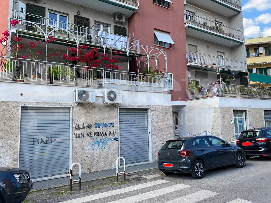 Immagine 2 di Negozio in vendita  in Via del Forte Boccea, 107-107A a Roma