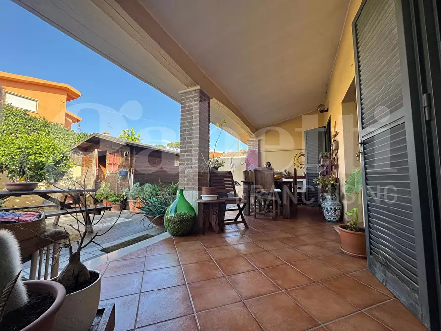 Immagine 4 di Casa trifamiliare in vendita  in Via dora baltea, 6 a Ardea