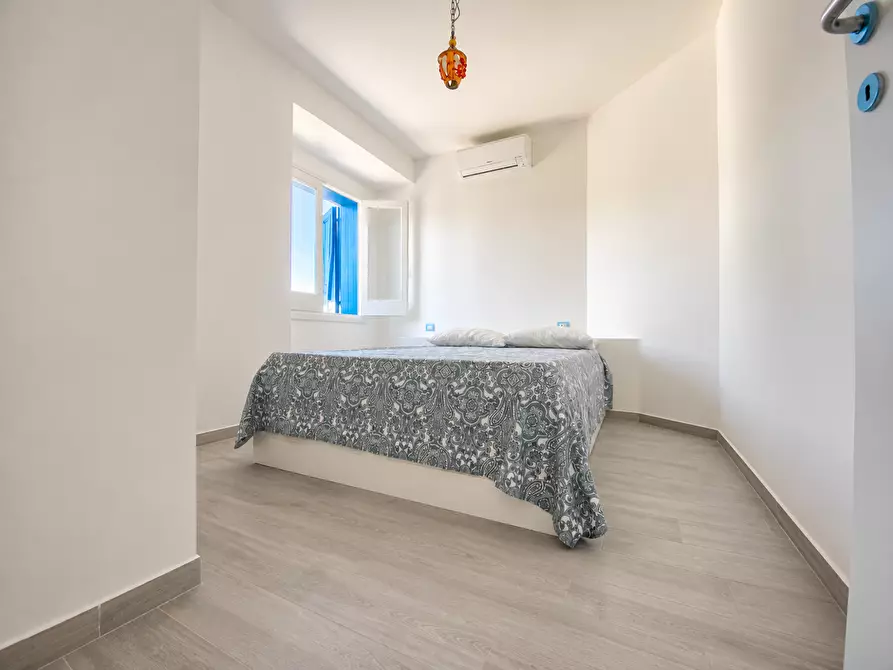 Immagine 8 di Villa in vendita  in Via Dell'oasi, . a Noto