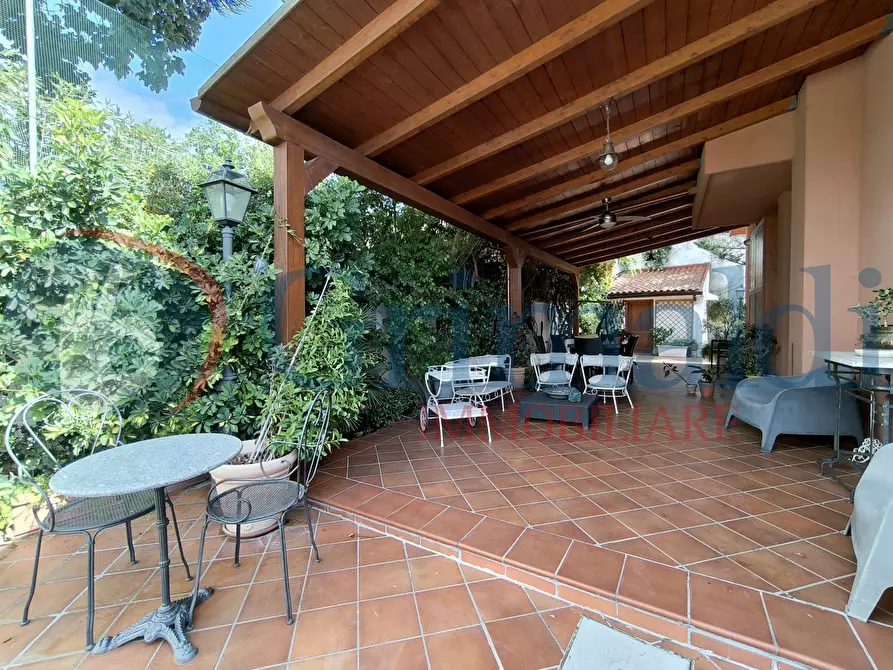 Immagine 13 di Villa in vendita  in Via Baronato del Pellegrino a Messina