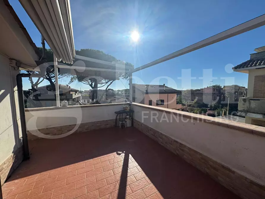 Immagine 4 di Appartamento in vendita  in Via dei tassi, 53 a Ardea