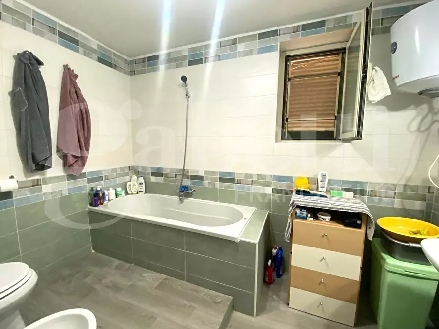 Immagine 13 di Appartamento in vendita  in Via Lagno a Portici