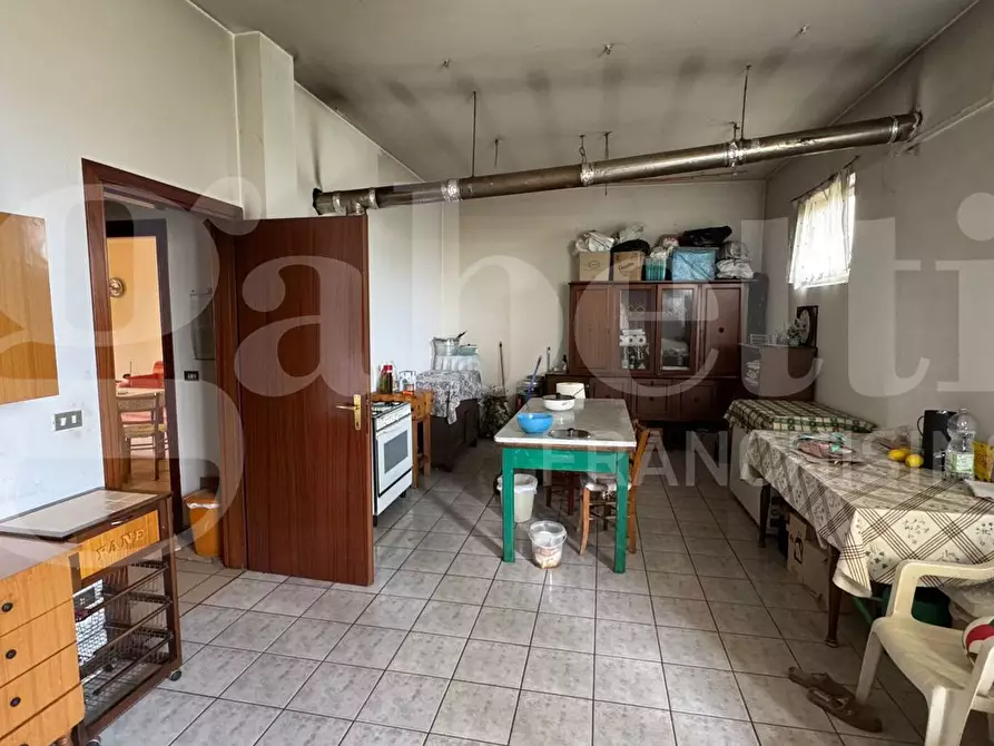 Immagine 4 di Villa in vendita  in Via Ciccola, 79/bis a Roseto Degli Abruzzi
