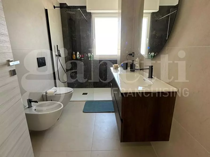 Immagine 29 di Appartamento in vendita  in Via Ten. F.sco Melpignano a Ostuni