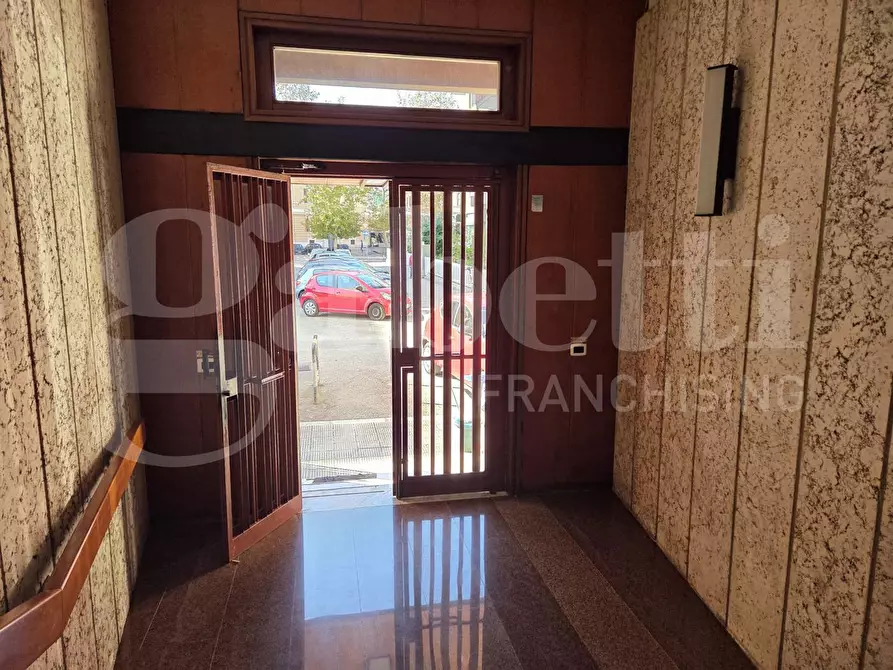 Immagine 3 di Appartamento in vendita  in Viale delle Repubblica, 60 a Bari