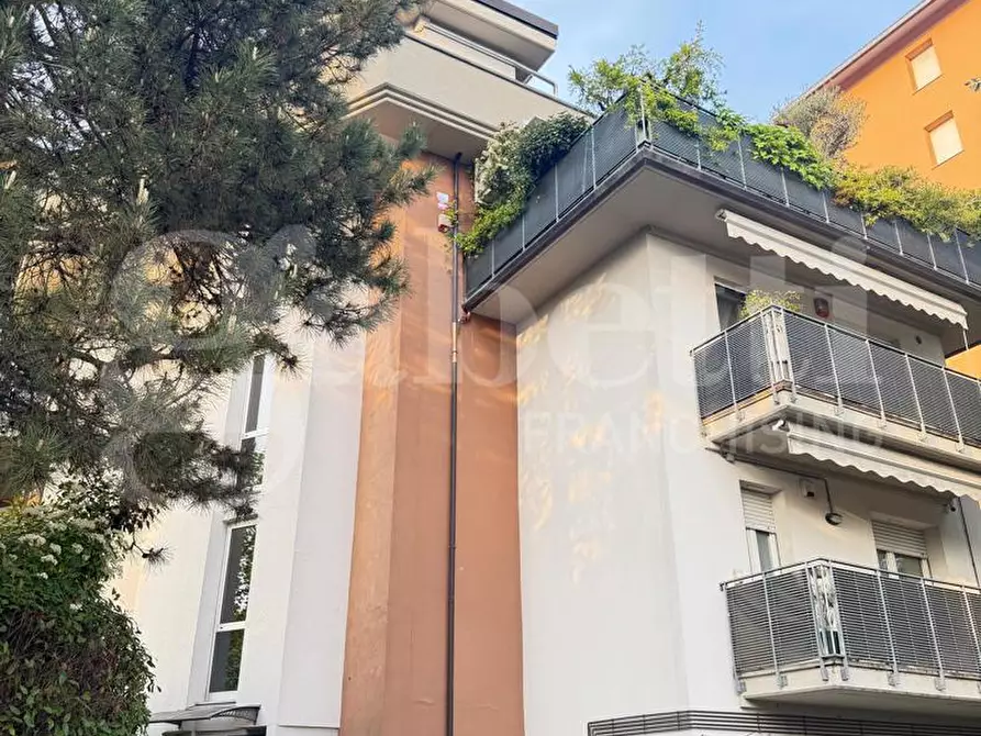 Immagine 1 di Appartamento in vendita  in Via dell'Arcoveggio, 69 a Bologna