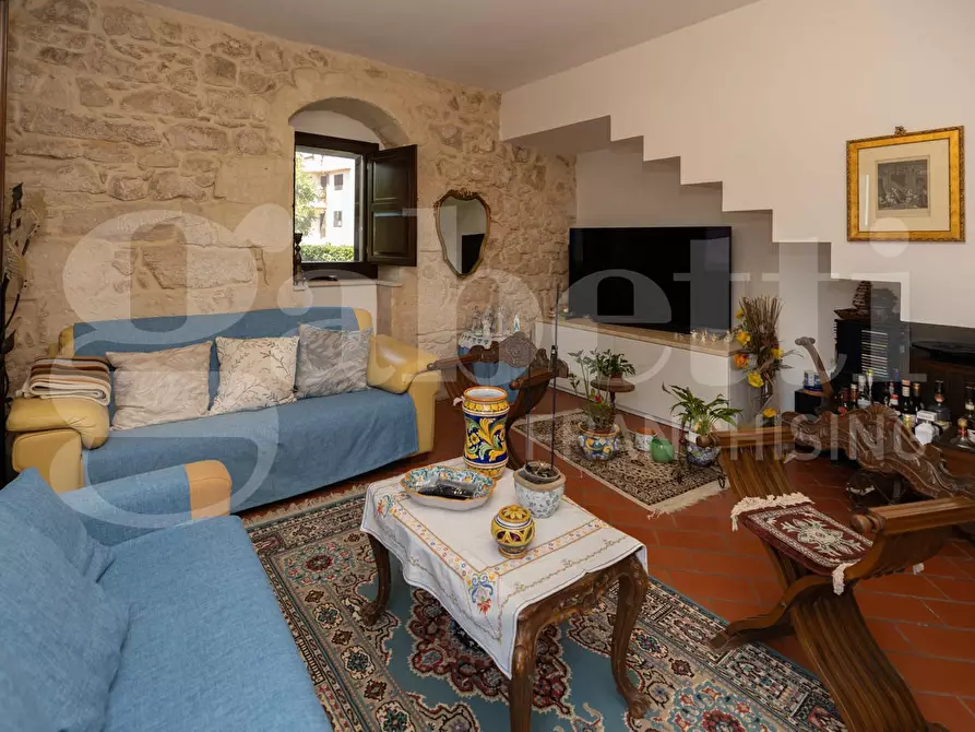 Immagine 12 di Villa in vendita  in Via Livatino, 18 a Ragusa