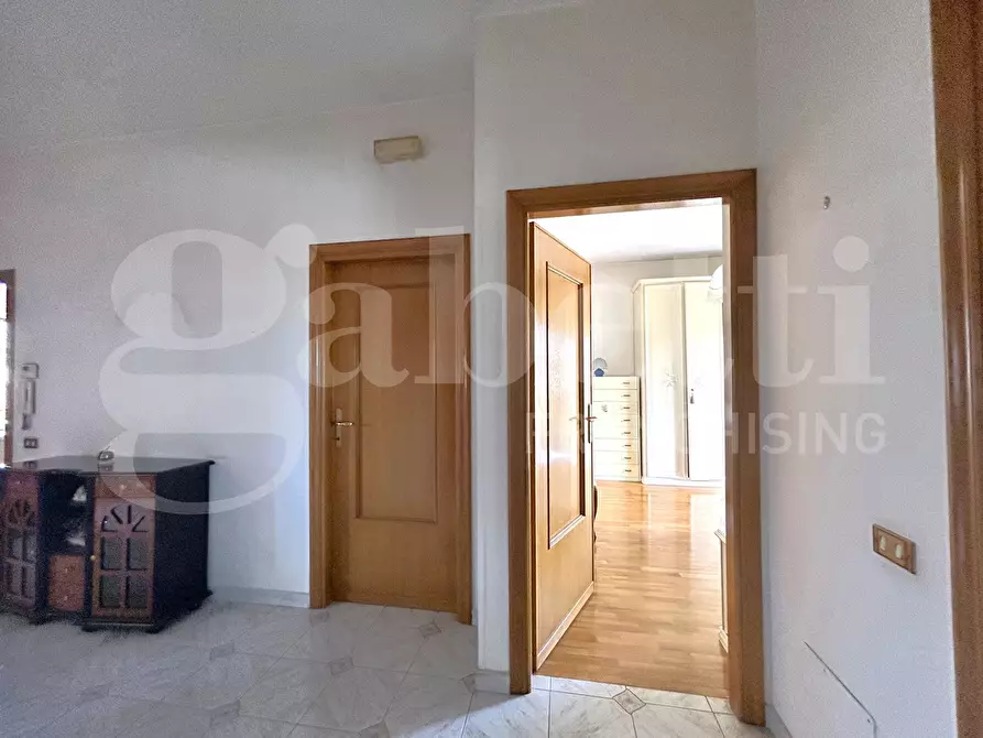 Immagine 19 di Appartamento in vendita  in Via Civitacampomarano, 68 a Roma