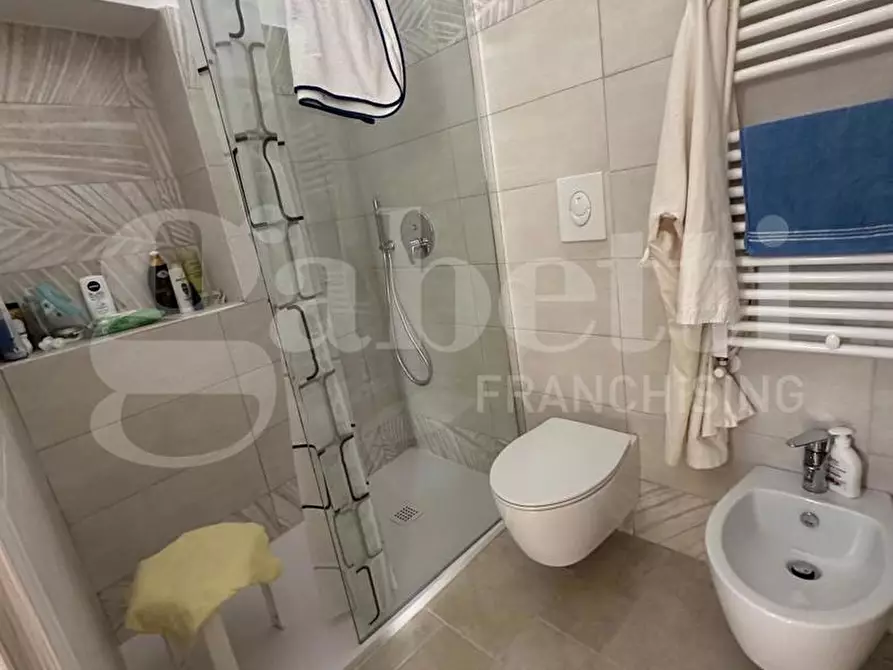 Immagine 21 di Appartamento in vendita  in Via Camillo Porzio a Ostuni