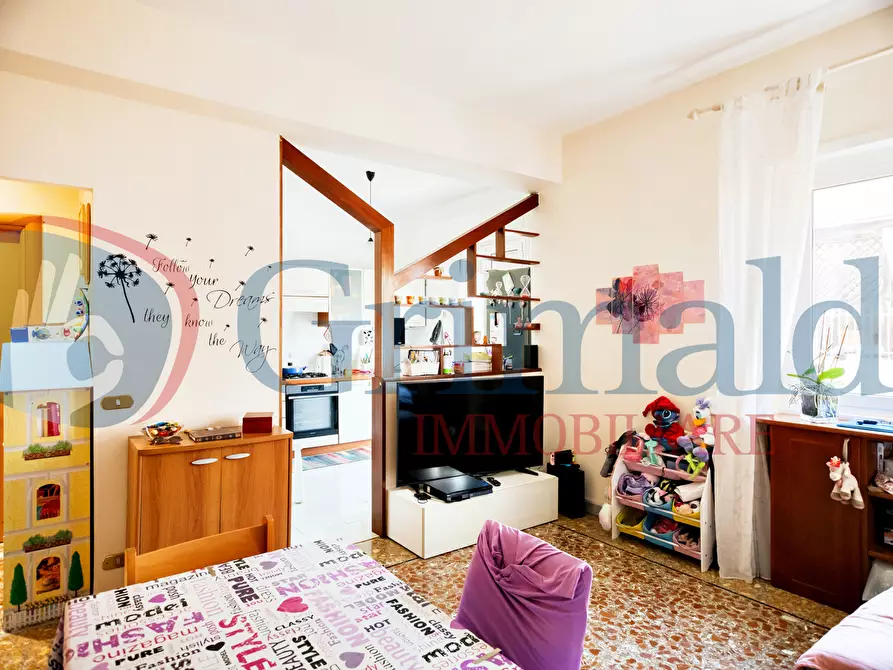 Immagine 2 di Appartamento in vendita  in Via Mario Carrara, SNC a Roma