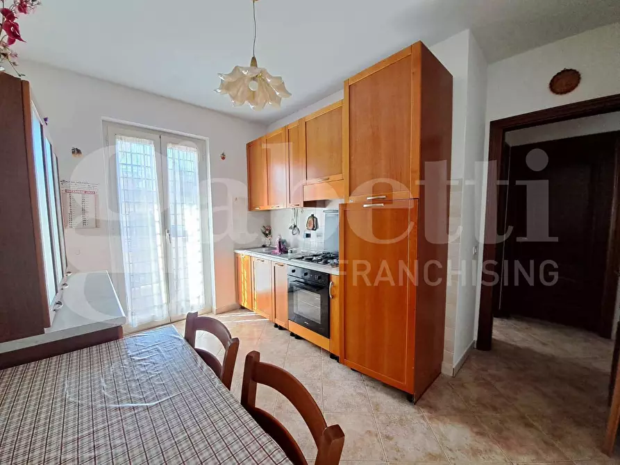 Immagine 8 di Appartamento in vendita  in Via del nibbio, 14 a Ardea