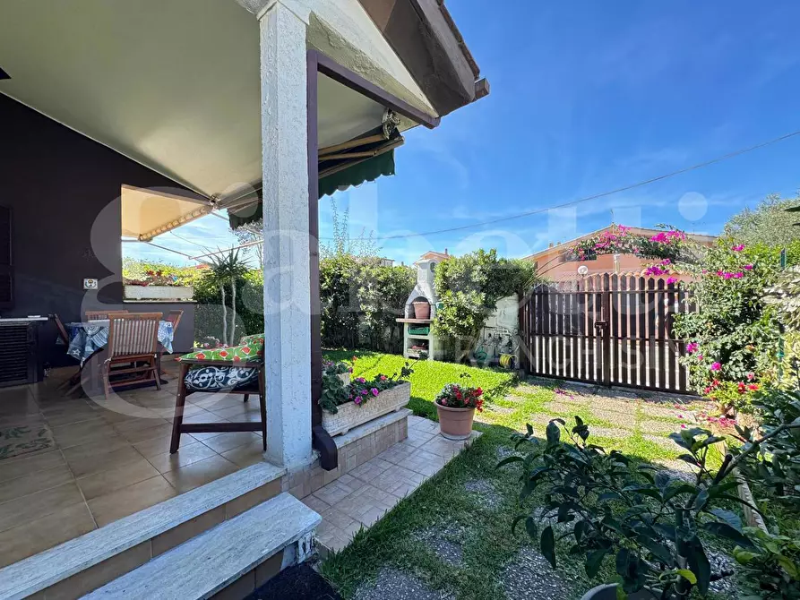 Immagine 4 di Villa in vendita  in Via Achille, 38 a Ardea