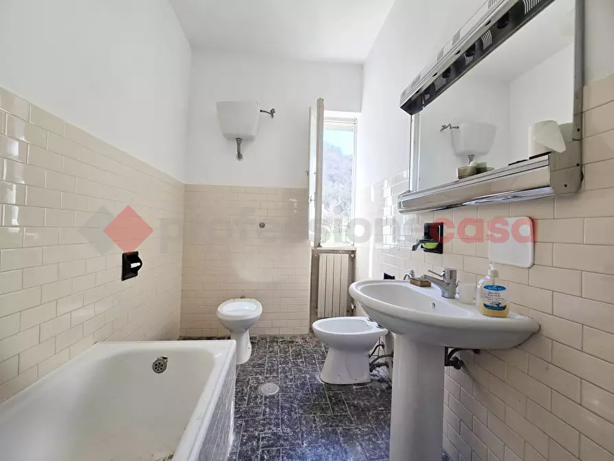 Immagine 33 di Appartamento in vendita  in Via degli Appennini, 11 a Rieti