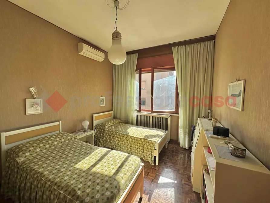 Immagine 38 di Villa in vendita  in Via Delle Robinie a Opera