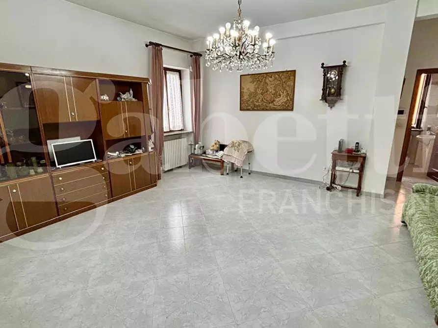 Immagine 3 di Villa in vendita  in Via Bellini a Orbassano