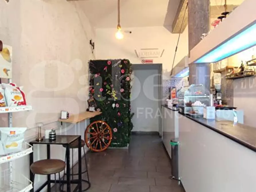 Immagine 3 di Bar / Ristorante in vendita  in Via GINO ALFANI, 29 a Torre Annunziata