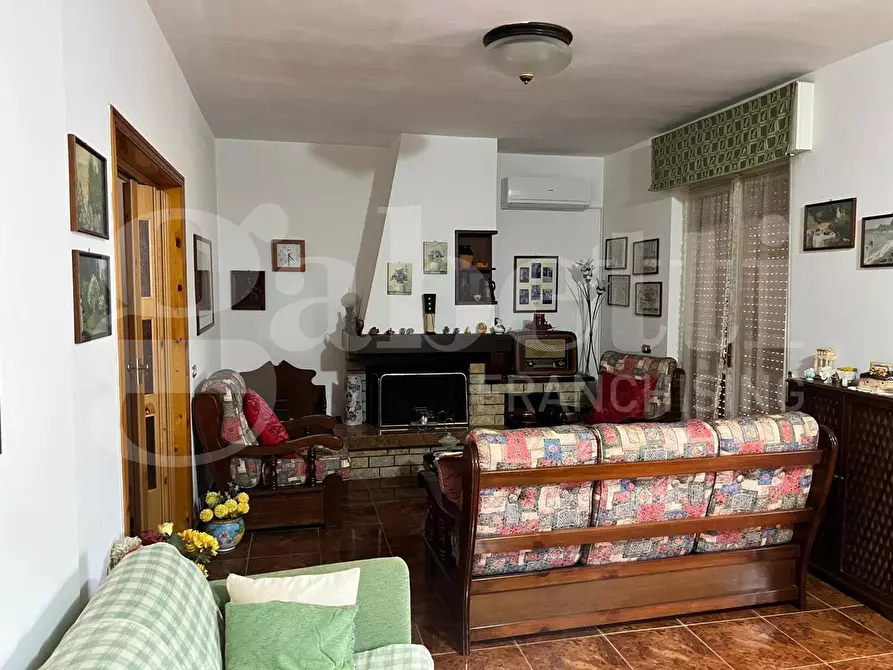 Immagine 36 di Casa bifamiliare in vendita  in Via PETUNIE, 2 a Taranto