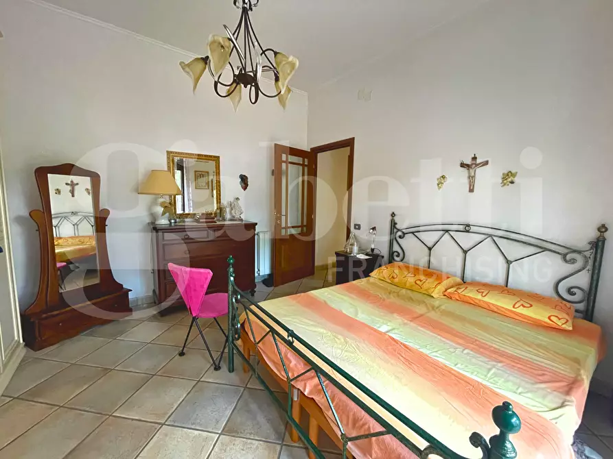 Immagine 11 di Appartamento in vendita  in Via E. Filiberto, 9 a Gaeta