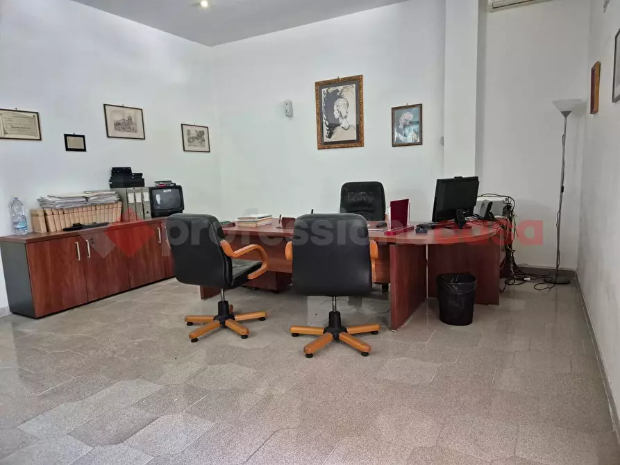 Immagine 6 di Negozio in vendita  in Via DON LUIGI MONZA, 18 a Brindisi