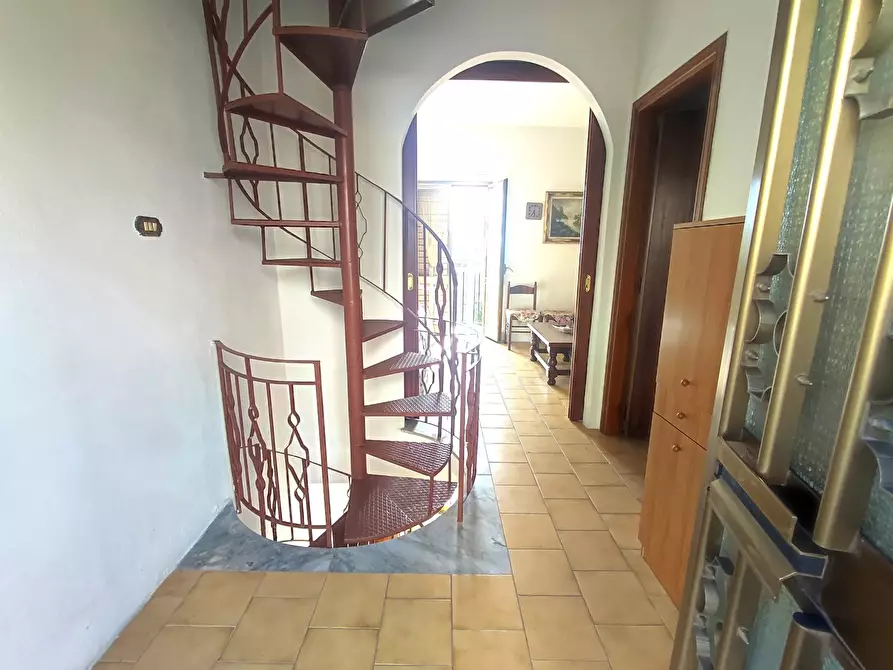 Immagine 2 di Appartamento in vendita  in Via G. GARIBALDI, 114 a San Vito Sullo Ionio