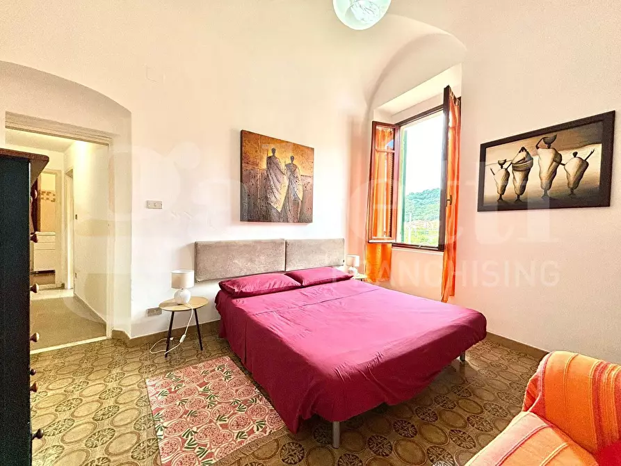 Immagine 17 di Appartamento in vendita  in Via Calvisio a Finale Ligure