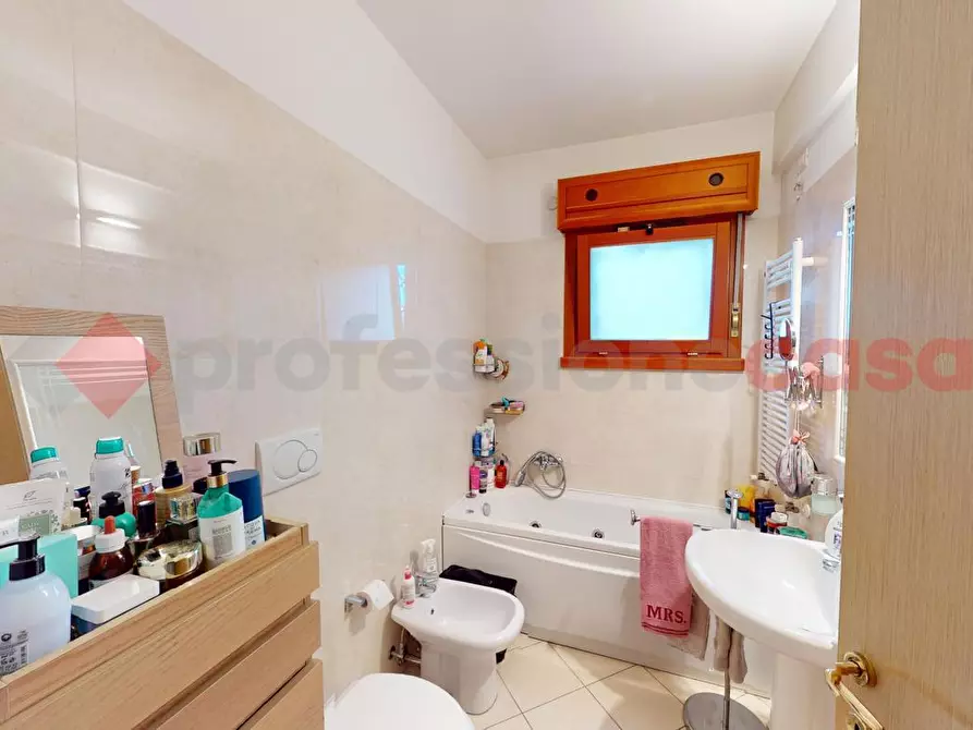 Immagine 10 di Appartamento in vendita  in Via Eugenio Maccagnani a Roma