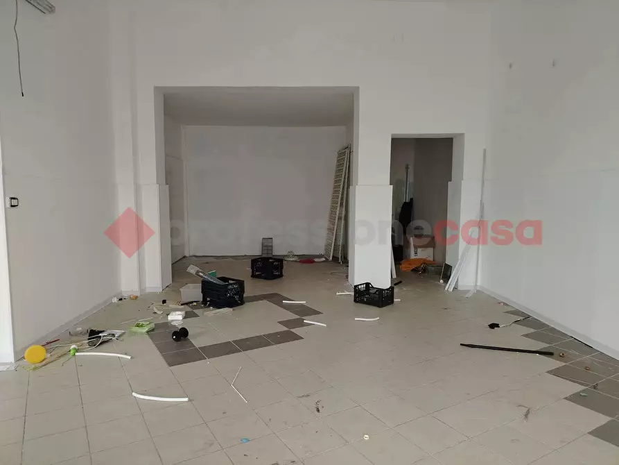 Immagine 14 di Negozio in affitto  in Via italo alaimo (adiacente stadio), 35 a Reggio Di Calabria
