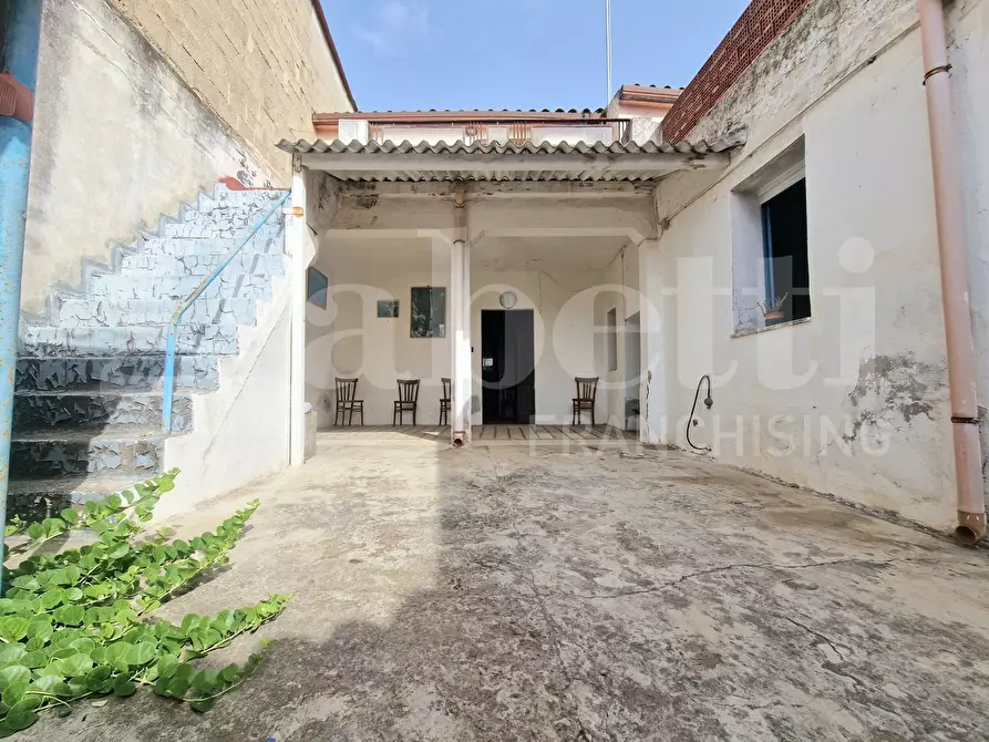 Immagine 1 di Casa indipendente in vendita  in Via Cimitero, 29 a Villasor