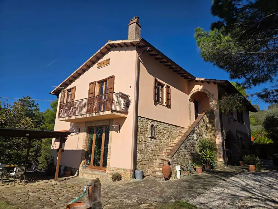 Immagine 1 di Villa in vendita  in Via Fonte Vena a Assisi