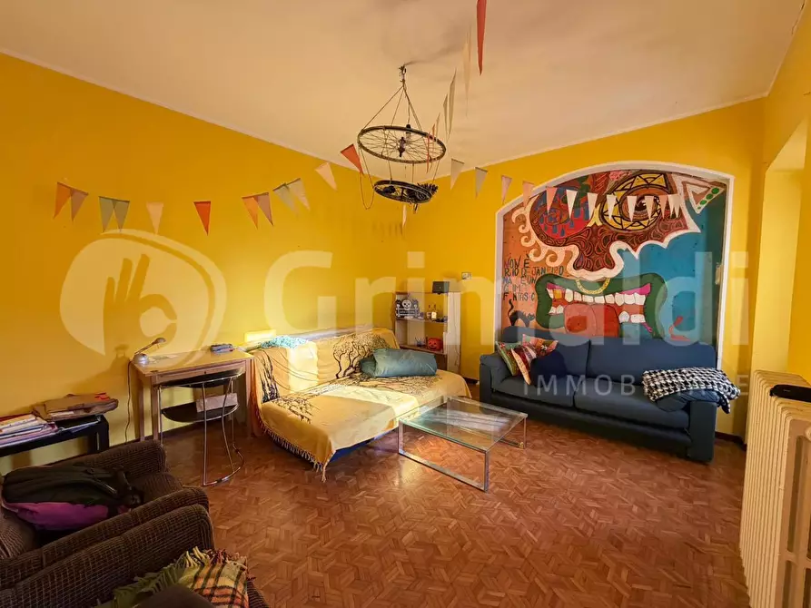 Immagine 10 di Appartamento in vendita  in Piazza PETRARCA, 28 a Pavia