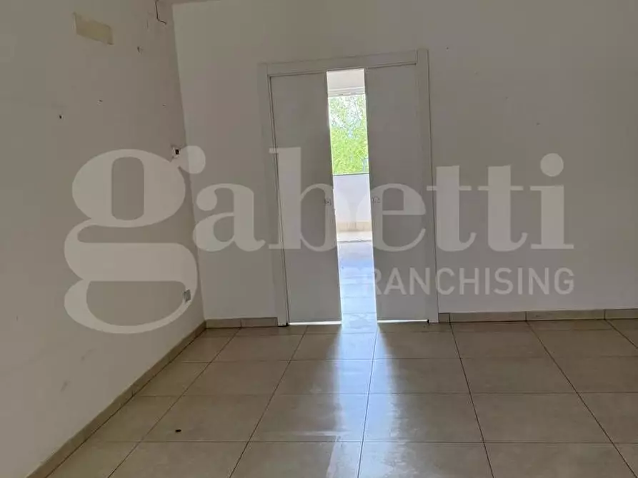 Immagine 5 di Appartamento in vendita  in Via Nazionale Appia a Curti