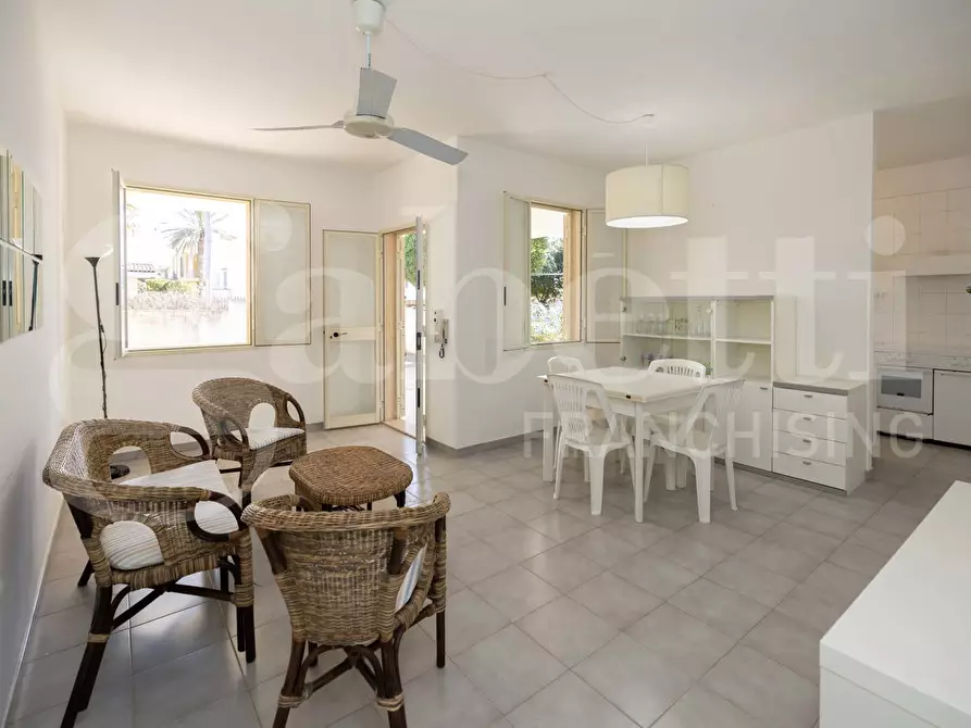 Immagine 10 di Casa bifamiliare in vendita  in Viale della Giustizia, 5 a Scicli