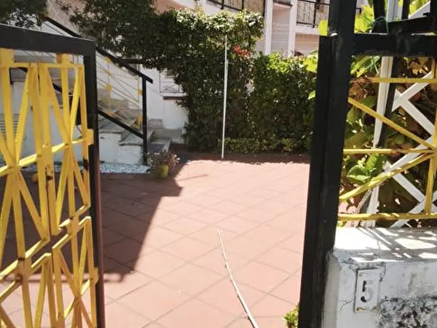 Immagine 4 di Appartamento in vendita  in Via Fratelli Bandiera, 10 a Tortora