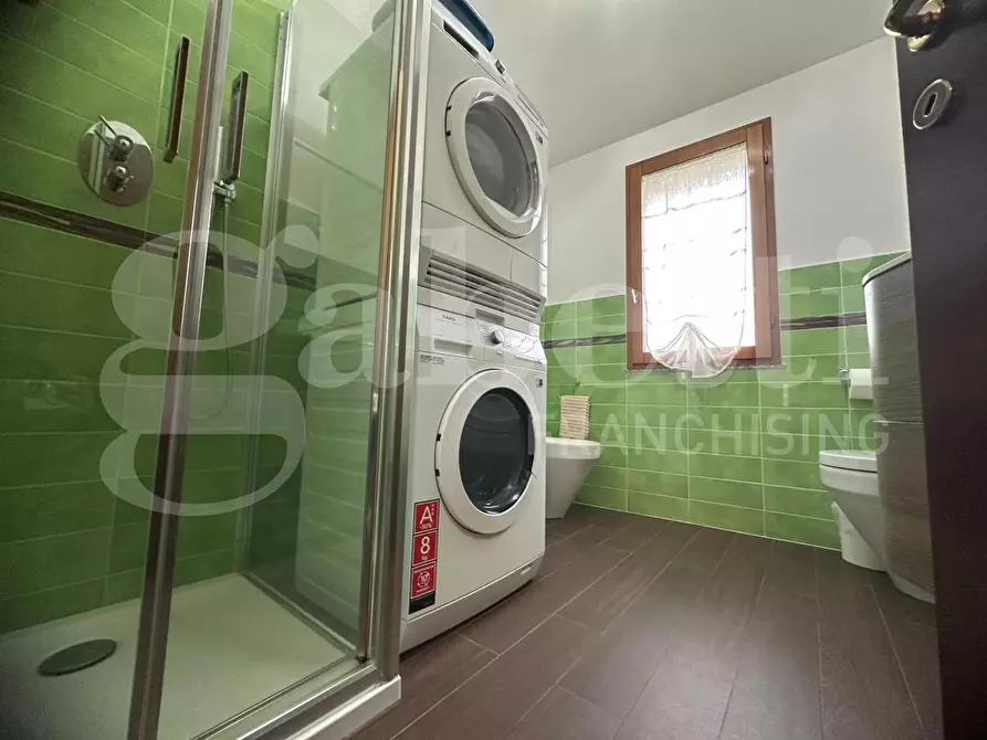 Immagine 25 di Casa bifamiliare in vendita  in Via Lisbona, 1 a Capoterra