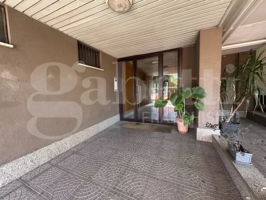 Immagine 4 di Appartamento in vendita  in Via di Decima, 256 a Roma